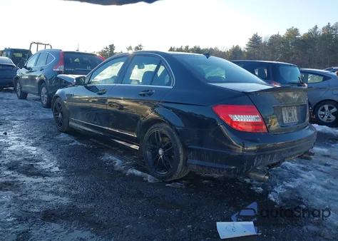 2013 Mercedes-Benz C 300 Sport 4Matic из США, поврежденный, VIN WDDGF8AB0DR296916